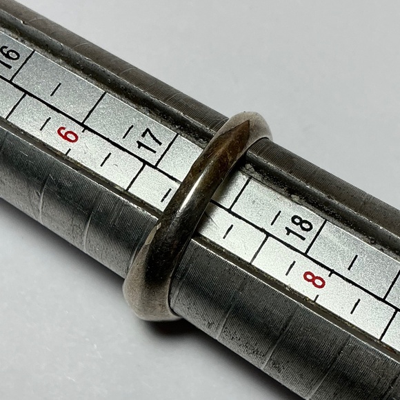 Sterling Silver Fish Ring. Size 7 - Picture 2 of 6